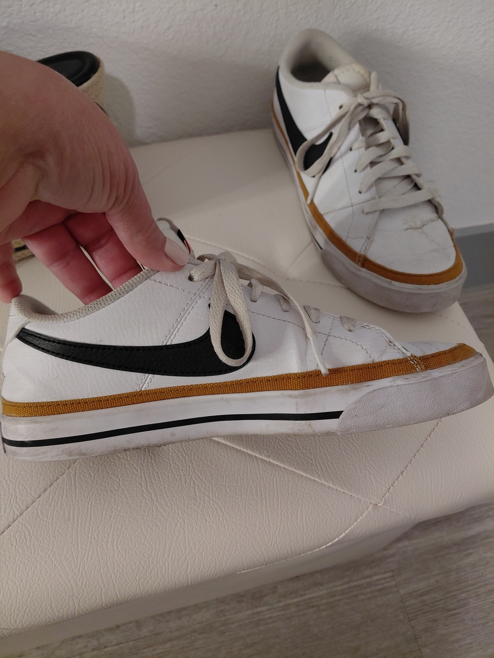 Nike White Black and Mustard Low-Top Sneakers